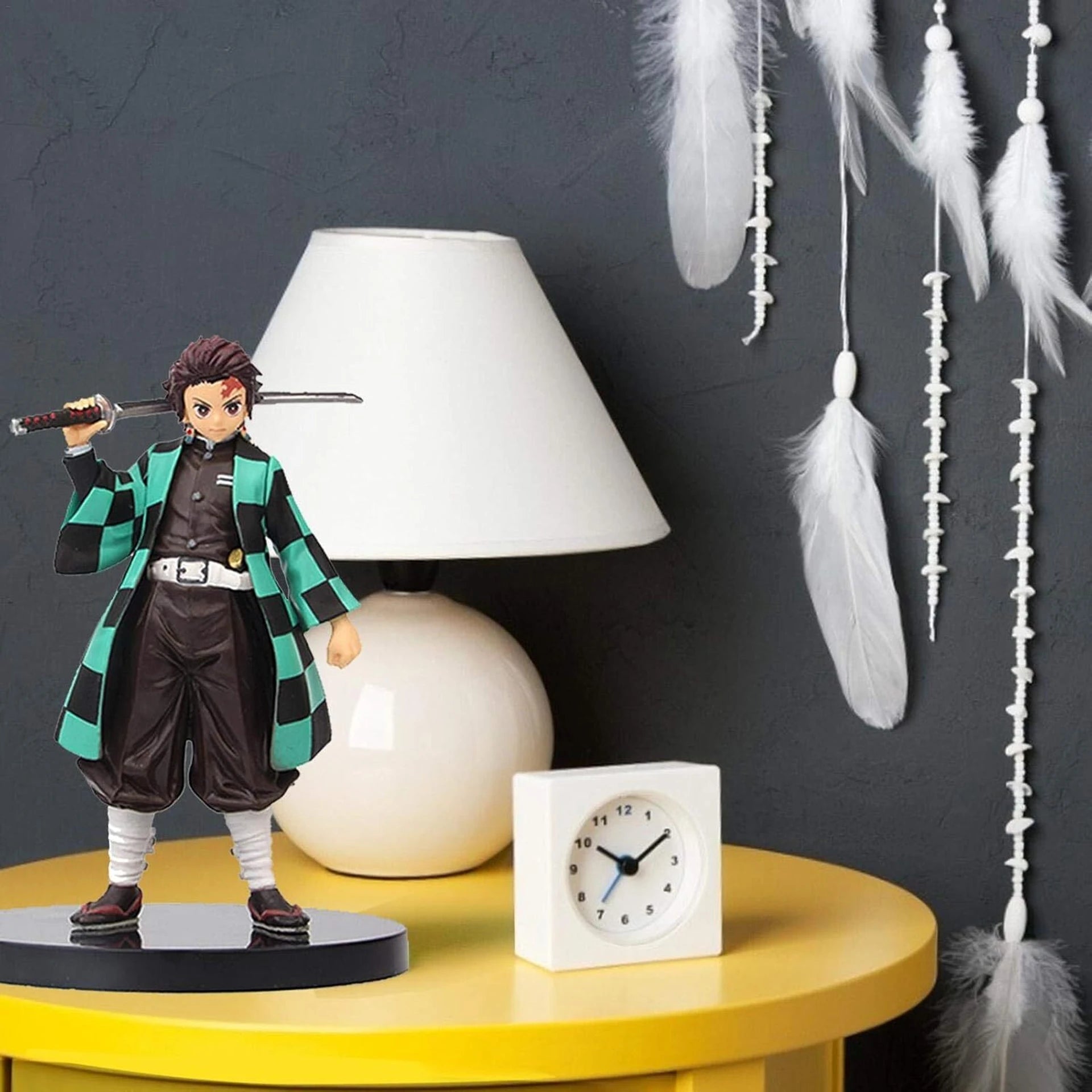 Demon Slayer Tanjiro Kamado Action Figure 17 cm | Anime Swordsman Collectible Statue with Katana & Green Checkered Haori | Desk Decor, Gaming Setup, Collection & Gift