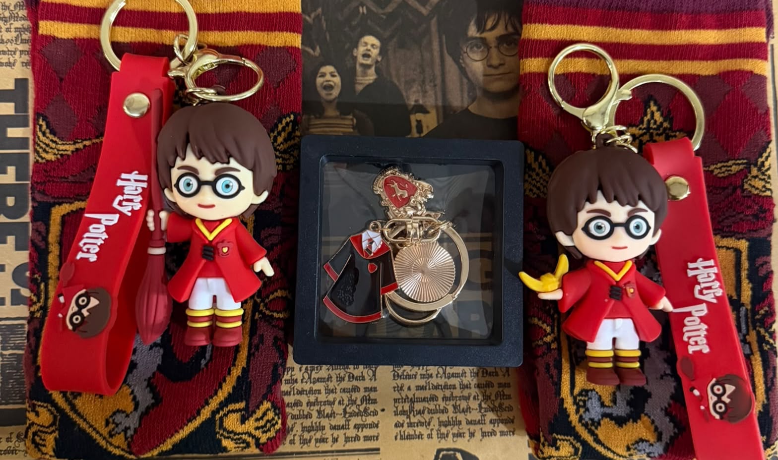(Pack of 3) World Gift Mart Harry Potter Gryffindor Edition Pack of 3 Premium Metallic & PVC Keychain Set with Gift Box | Anime Key Rings for Bags, Car & Bike Keys | Collectible Gift for Potter Fans